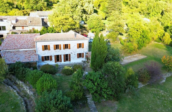 MAS INDÉPENDANT ENTIEREMENT RENOVE AVEC VUE EXCEPTIONNELLE — photo 2