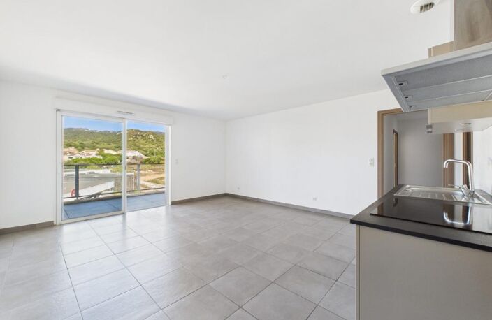 F3 A VENDRE AVEC GRANDE TERRASSE LA PALMERAIE — photo 4