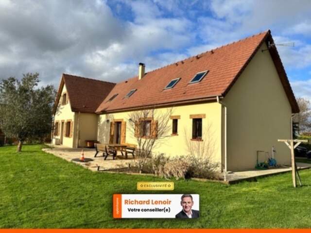Magnifique maison contemporaine de 200 m² avec ses 4 chambres dans un endroit tranquille au coeur de la Normandie — photo du bien