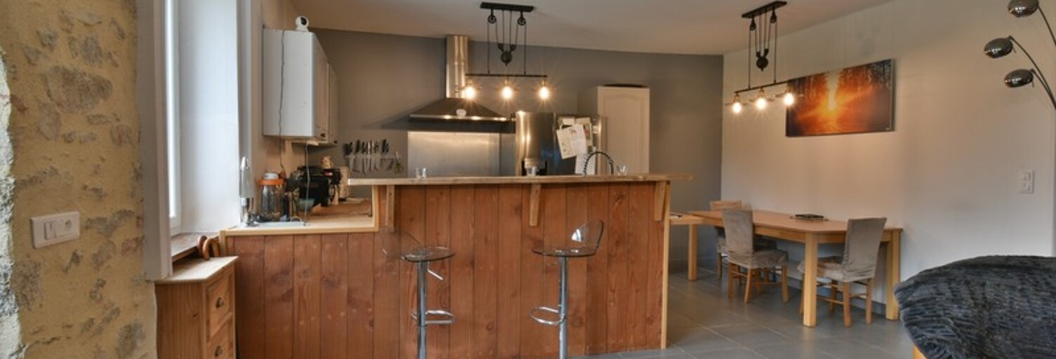 Maison 5 Pièces 148 m² à vendre à Saint-Léger-Magnazeix (87190)