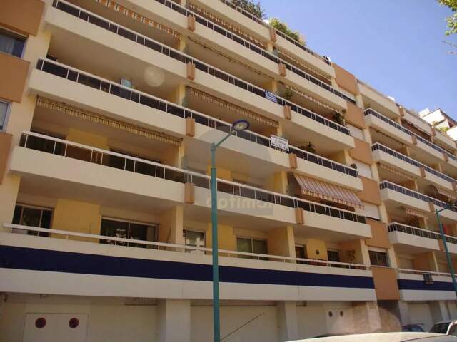 Menton Careï studio loué avec parking et cave — photo du bien