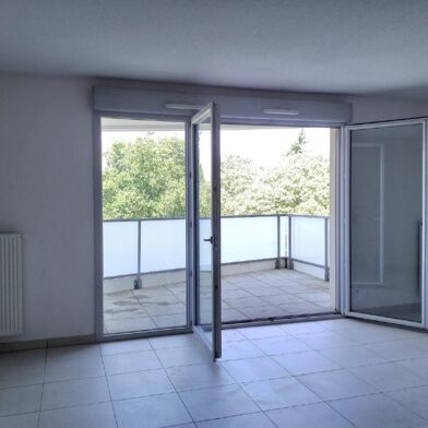 Appartement 3 pièces 948 €
