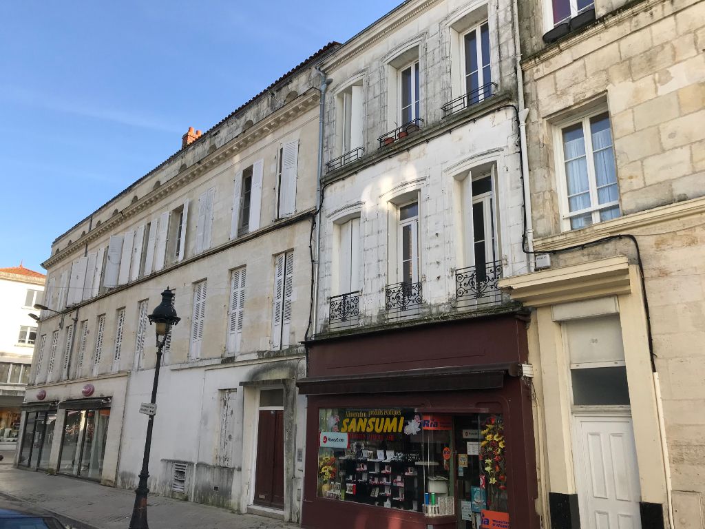 Immeuble  T4 à vendre Rochefort 17300