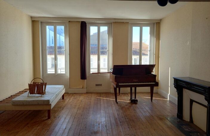 Immeuble Rochefort 5 pièce(s) 170 m2 — photo 2