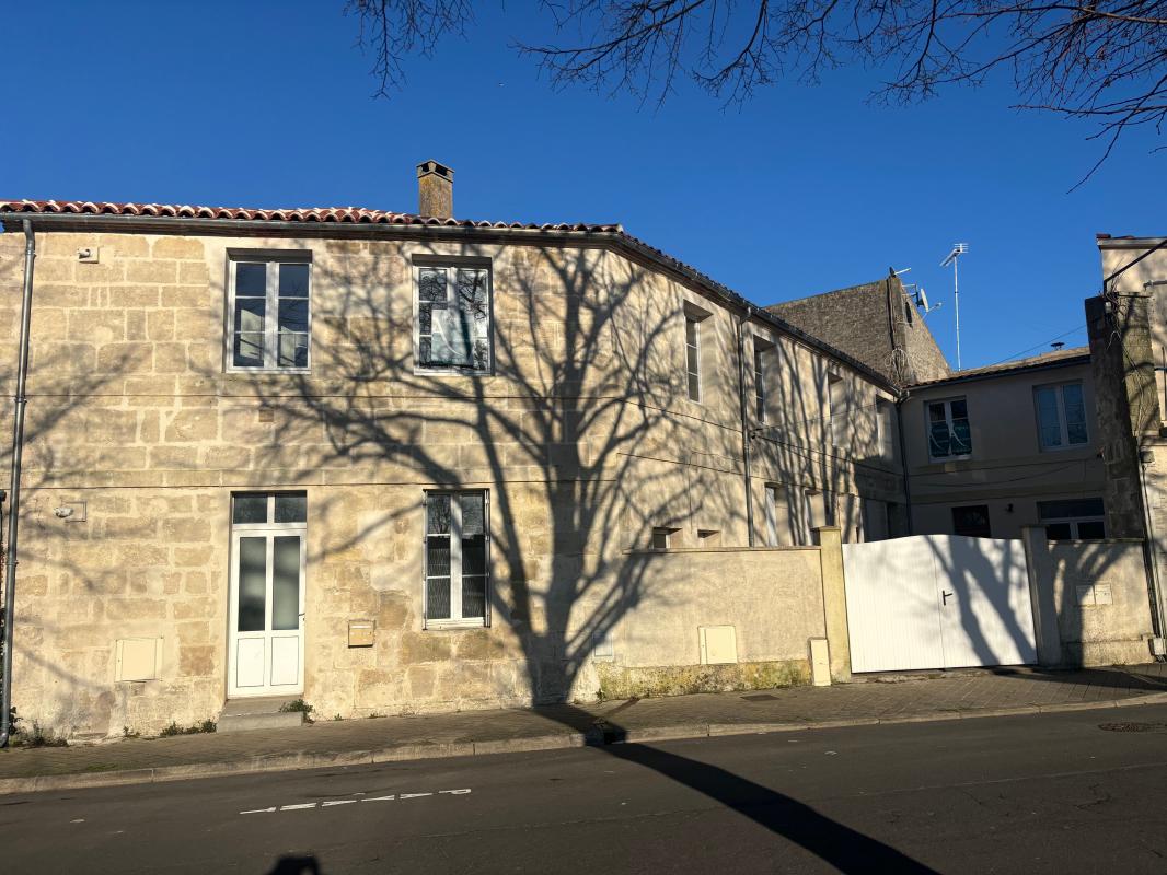 Appartement 3 pièces  à vendre Rochefort 17300