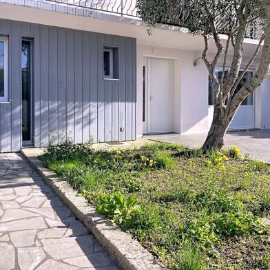 Appartement 4 pièces 319500 €