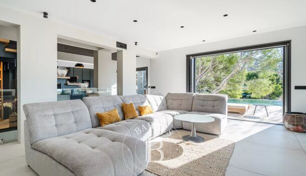 Villa / Maison 8 pièces  à vendre Cassis 13260