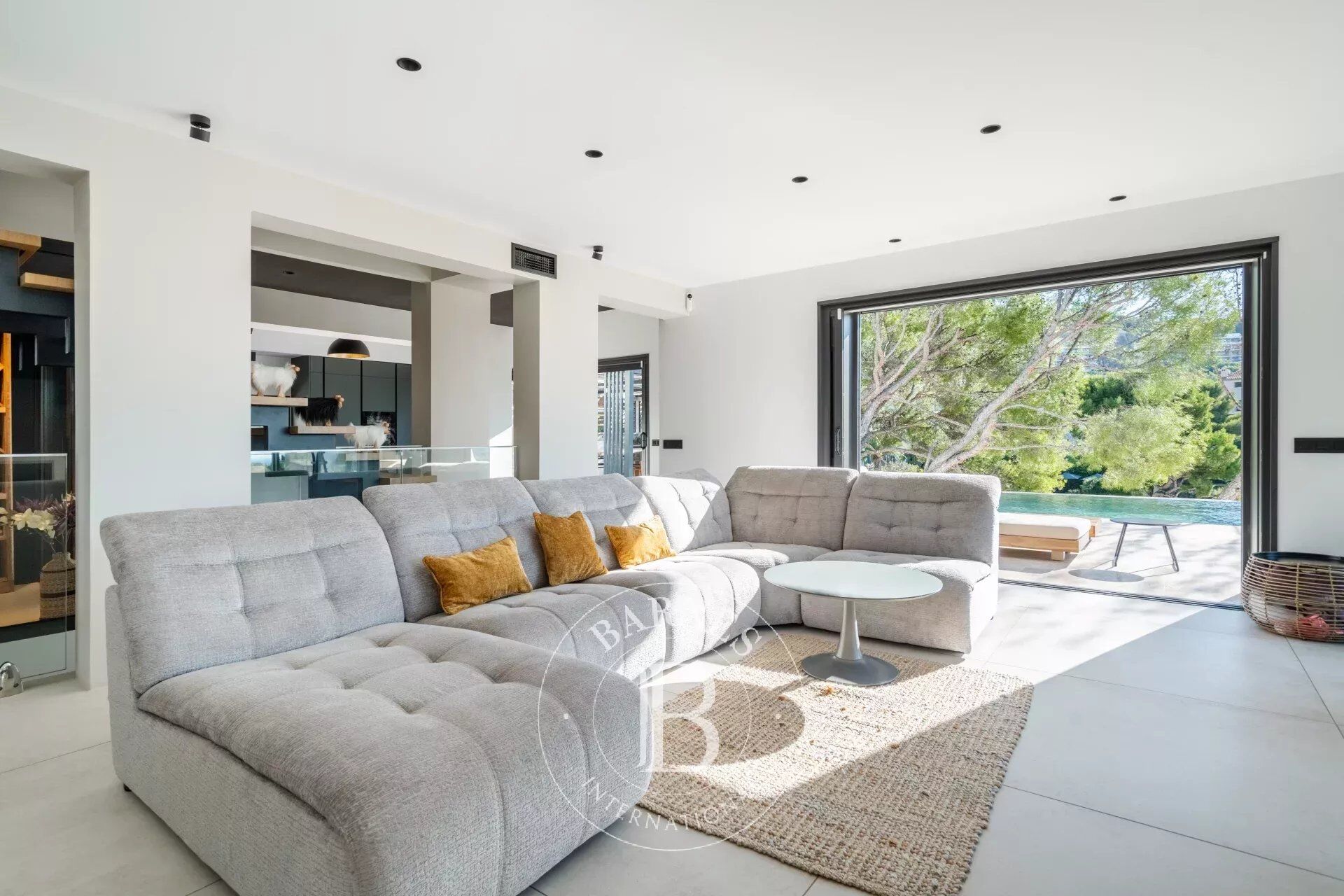 Villa / Maison  T8 à vendre Cassis 13260