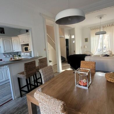 Maison 5 pièces 330759 €