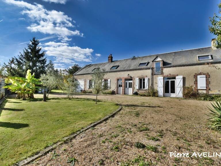 Maison à vendre 7 pièces YEVRES (28) — photo 1