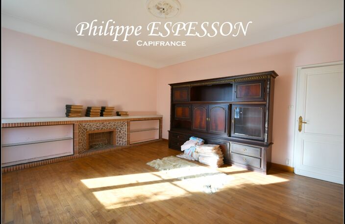 ENSEMBLE IMMOBILIER DIVISIBLE AU CŒUR DE MARMANDE – 2 MAISONS + 970 M² DE BÂTIMENTS + TERRAIN DE 2 557 M² — photo 3