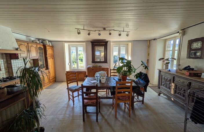 SAINT CARADEC TREGOMEL GRANDE MAISON DE 5 PIECES DE 130M² ENVIRON PARCELLE DE 1316m² — photo 2