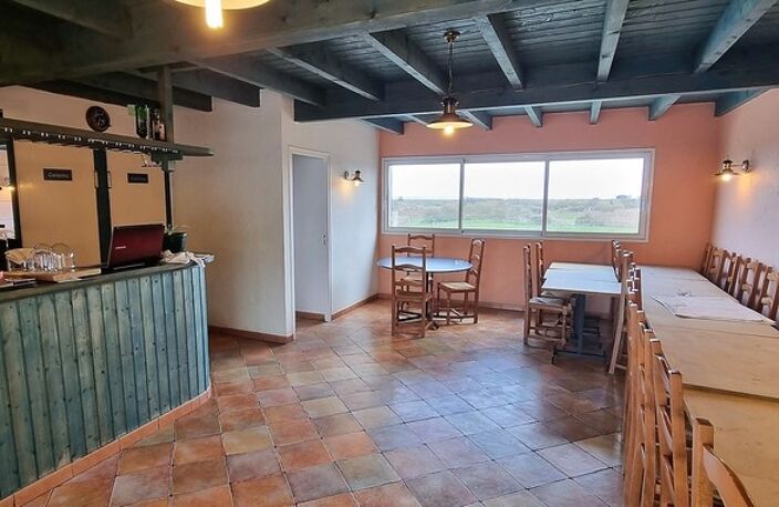 Dpt Charente Maritime (17), St-Trojan Les Bains emplacement n°1 vue mer, A Vendre Fonds commerce Restaurant — photo 3