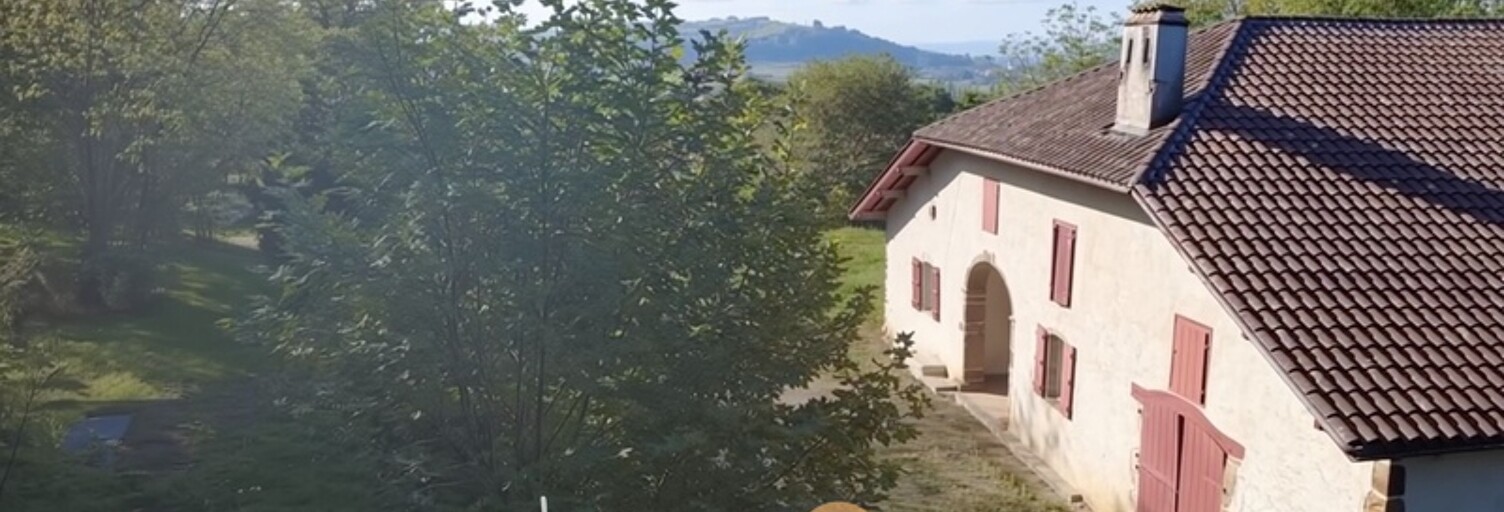 Maison 5 Pièces 137 m² à vendre à Arancou (64270)