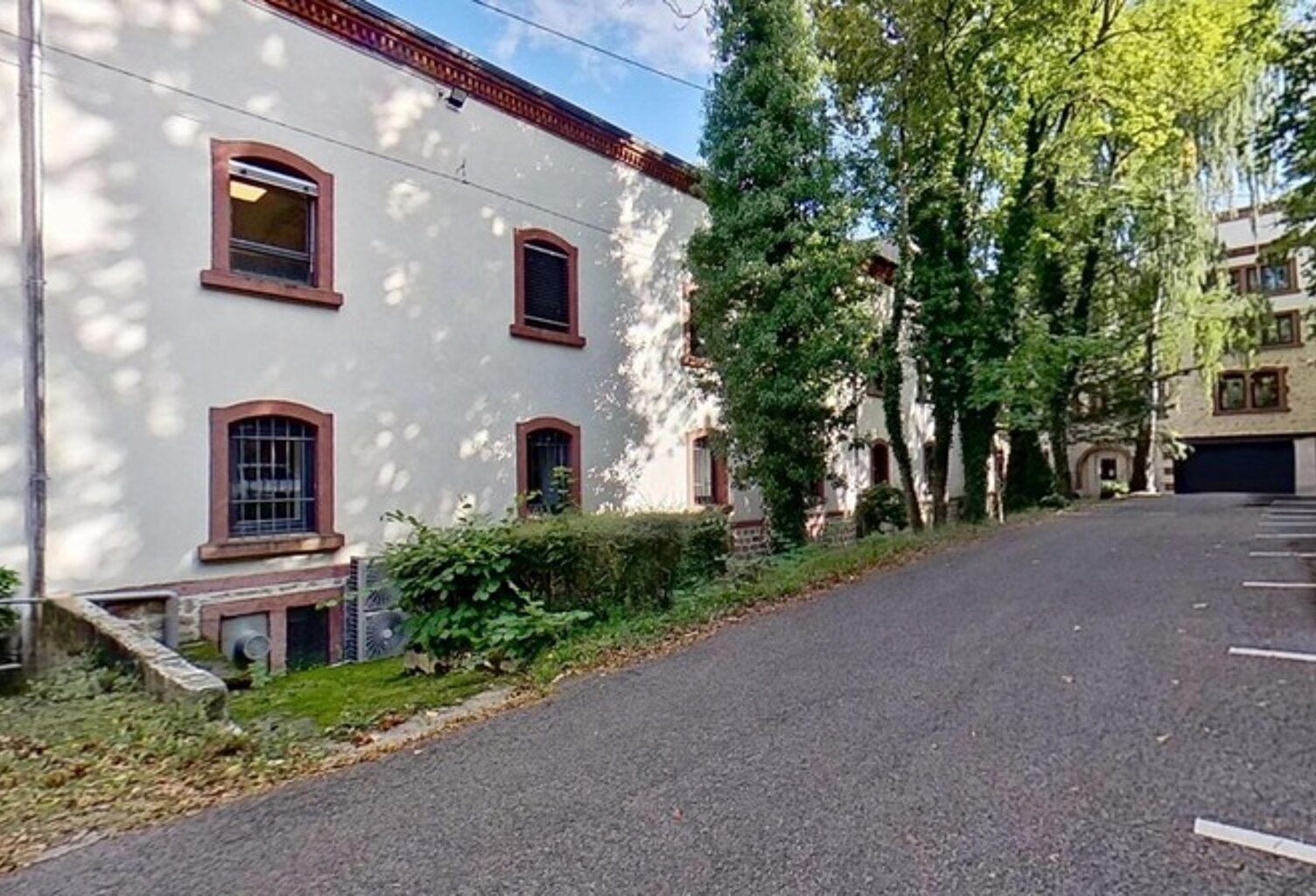 Dpt Meurthe et Moselle (54), BUREAU de 64,14 m2 à louer à MAXÉVILLE, stationnement gratuit — photo 1