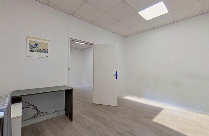 Dpt Meurthe et Moselle (54), BUREAU de 25,64 m2 à louer à MAXÉVILLE, stationnement gratuit — photo 3