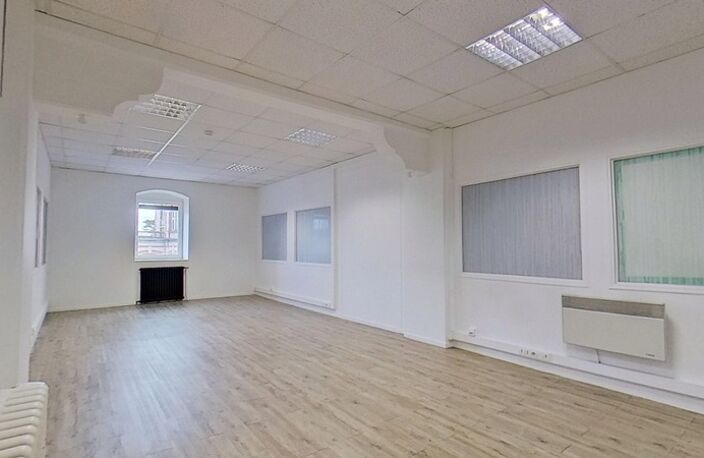 Dpt Meurthe et Moselle (54), BUREAU de 36,61 m2 à louer à MAXÉVILLE, stationnement gratuit — photo 2
