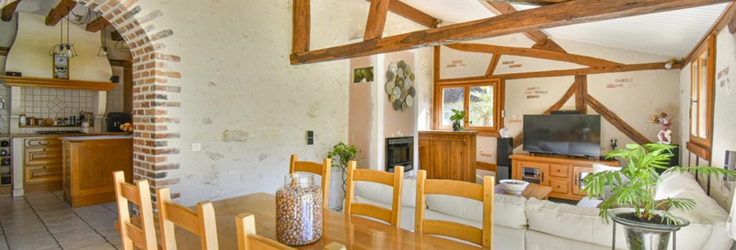 Maison 8 Pièces 229 m² à vendre à Chémery (41700)