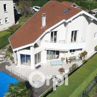 Maison 6 pièces 550000 €