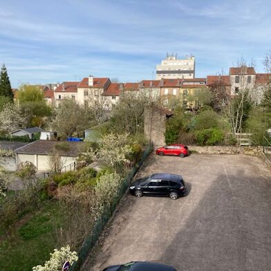 Appartement 1 pièces 500 €