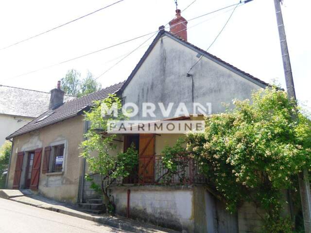 SAINT-SAULGE - MAISON DE BOURG-GRANGE ET JARDIN NON ATTENANT - 39000 € — photo du bien