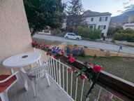 Studio lumineux avec terrasse, cave et parking — photo 3