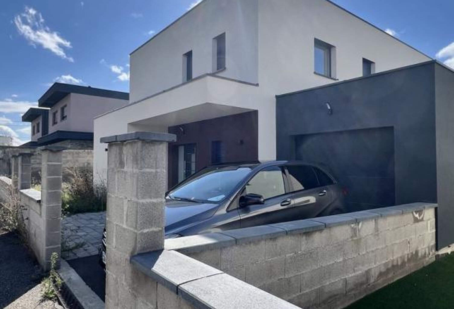 Maison - 150m ² — photo 1