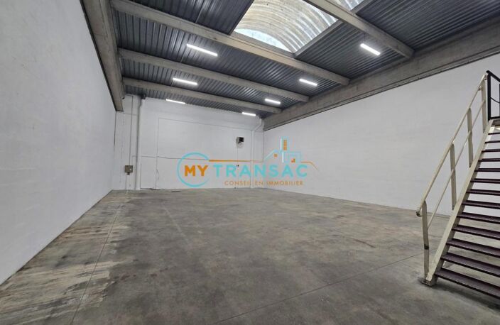 My Transac vous propose à la location des locaux d'activités et bureaux de 370m² et 392m² situés à Bondy — photo 2
