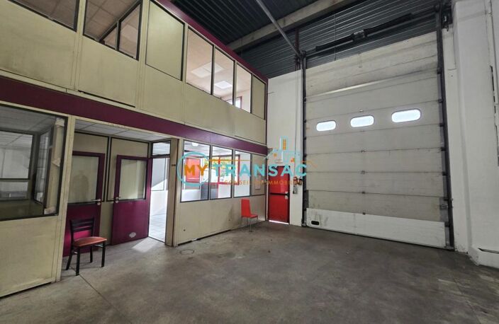 My Transac vous propose à la location des locaux d'activités et bureaux de 370m² et 392m² situés à Bondy — photo 3
