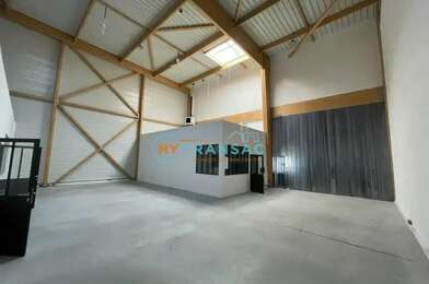 Local industriel  15356 €