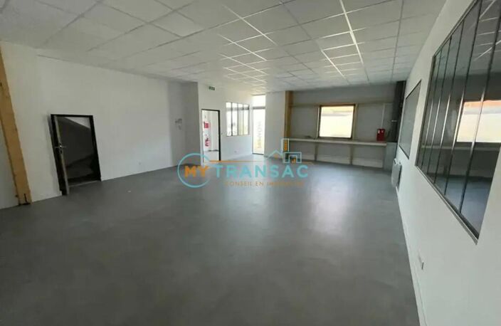 Romainville A LOUER Lot A4 : 850m² d'activité et bureaux — photo 4
