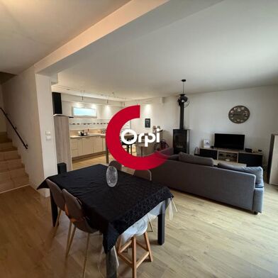 Maison 5 pièces 245000 €