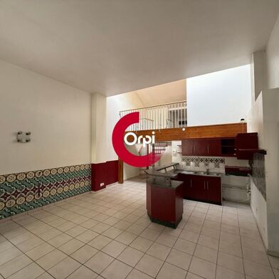 Appartement 5 pièces 202000 €