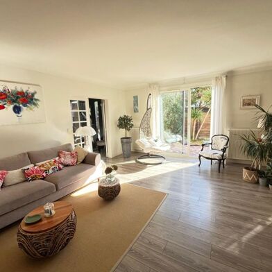 Maison 5 pièces 445000 €