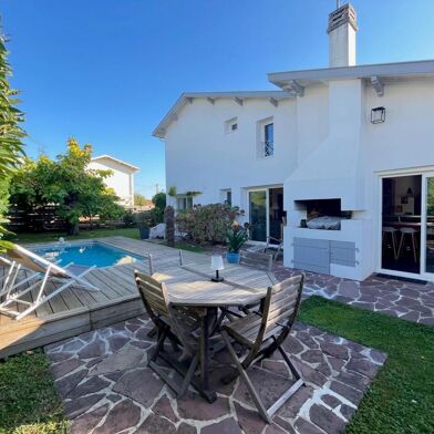 Maison 5 pièces 445000 €