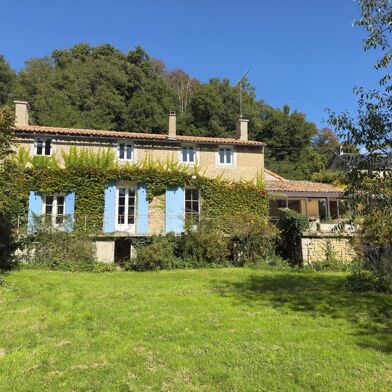 Maison 7 pièces 220000 €