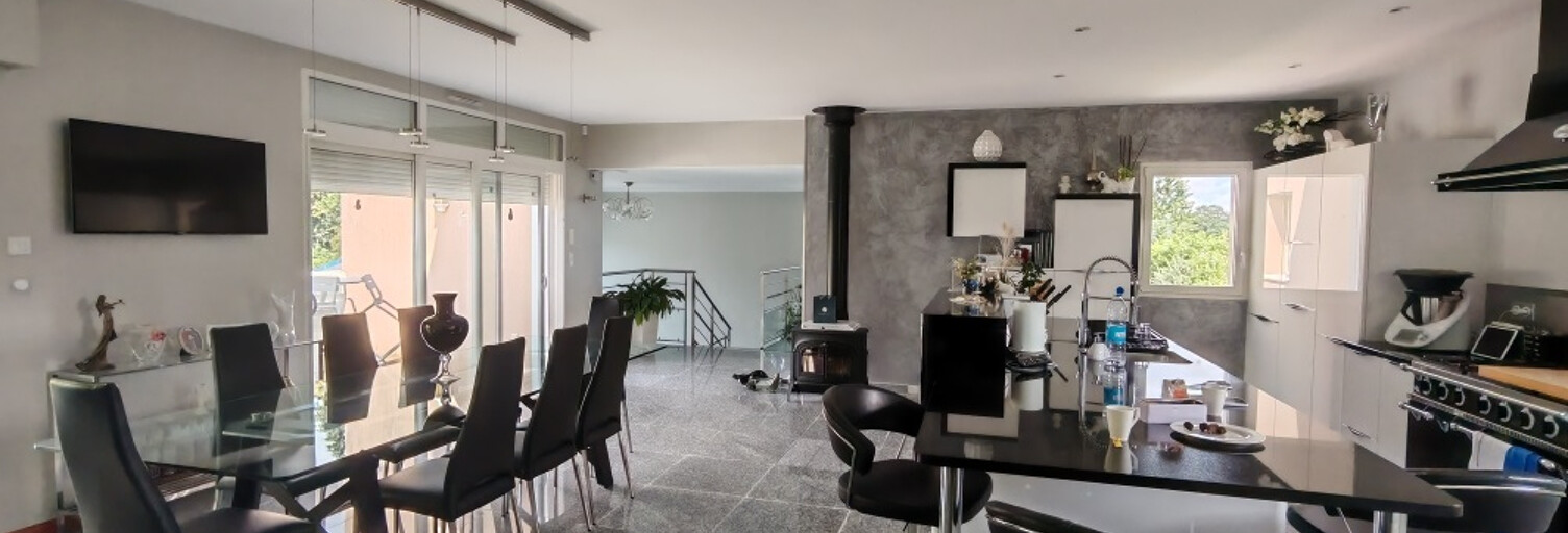 Maison 12 Pièces 370 m² à vendre à Miniac-Morvan (35540)