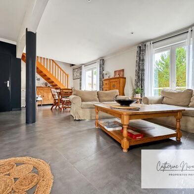 Maison 7 pièces 621600 €