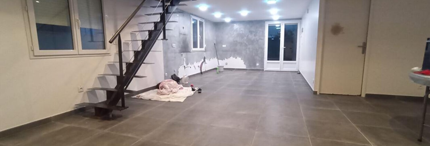 Immeuble  105 m² à vendre à Pierrelatte (26700)