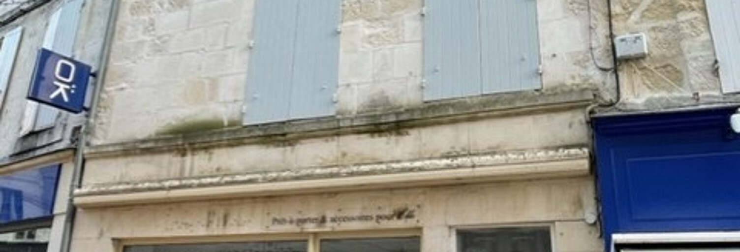Commerce  47 m² à louer à Saintes (17100)