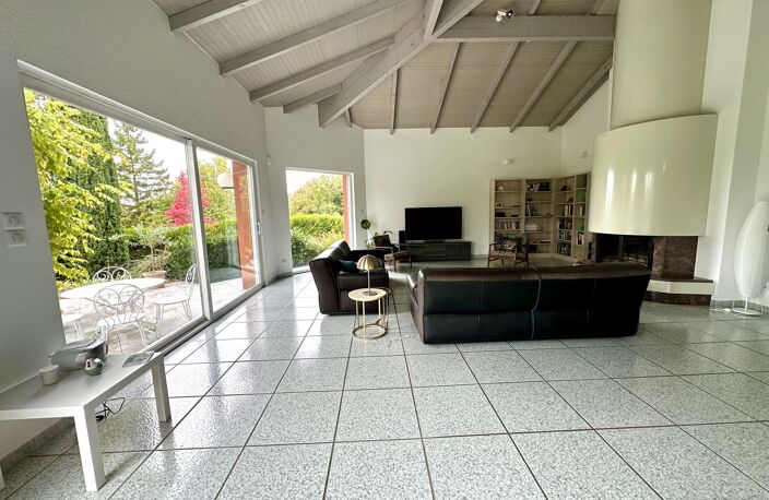 Vente maison 8 pièces 237 m² Mulhouse (68100) — photo 3