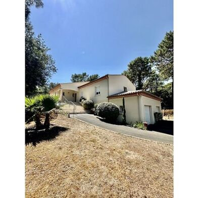 Maison 7 pièces 780000 €