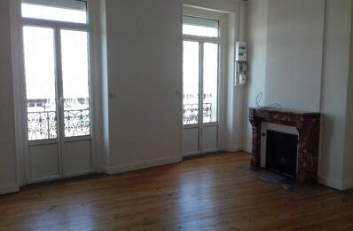 Très beau T3 avec balcon -PAUILLAC — photo du bien