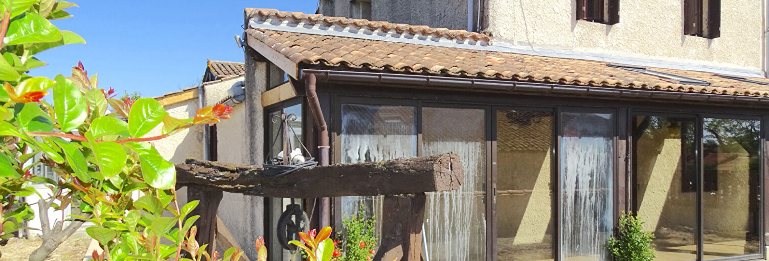 Maison 5 Pièces 137 m² à vendre à Saint-Ciers-de-Canesse (33710)