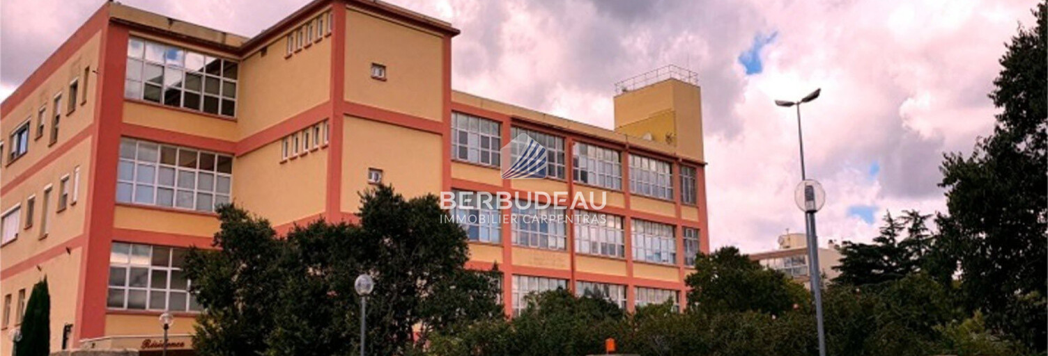 Garage  12 m² à louer à Carpentras (84200)