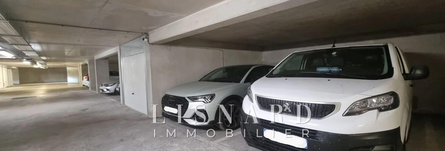 Garage  12 m² à vendre à Vallauris (06220)