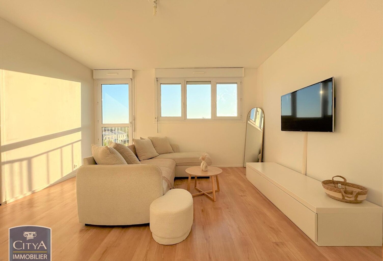 Vente appartement 4 pièces 79 m² Saint-Barthélemy-d'Anjou (49124) — photo 1