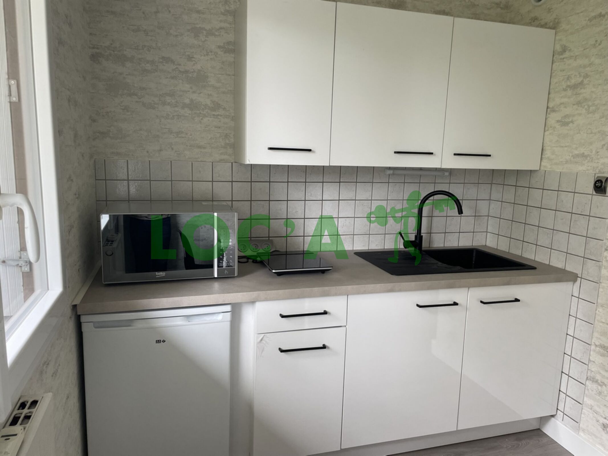 Photo Location T2 32 m² à Nuits-Saint-Georges 550 ¤ CC /mois image 3/4