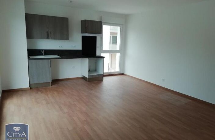 Location appartement 3 pièces 59 m² à Tours (37100) — photo 2