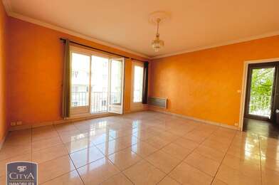 Appartement 2 pièces 740 €